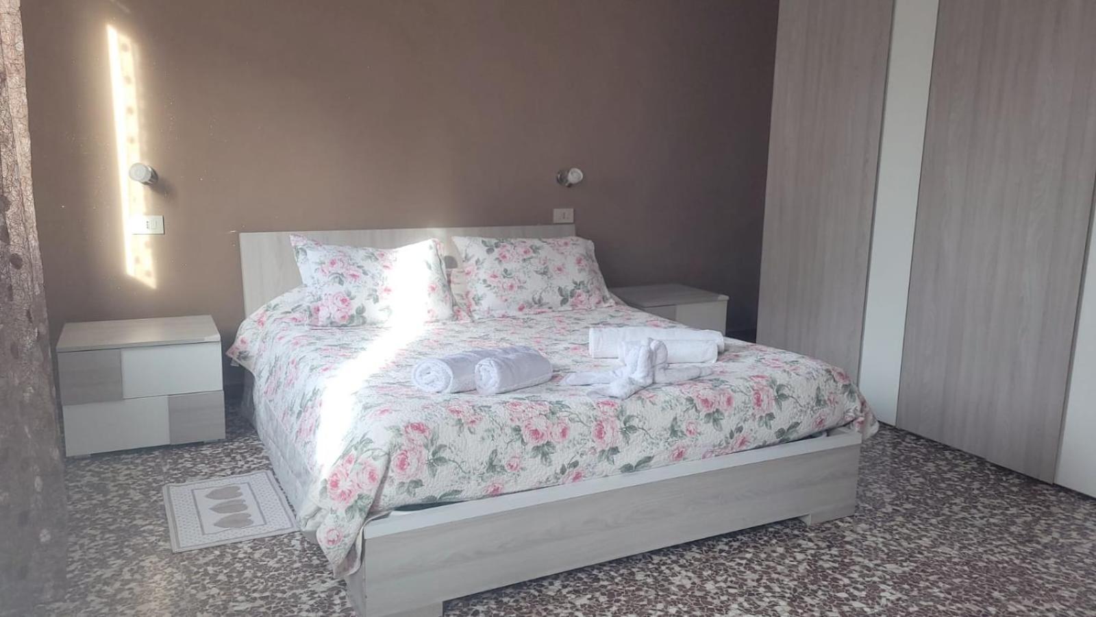 Milli Apartment Ferrara Ngoại thất bức ảnh
